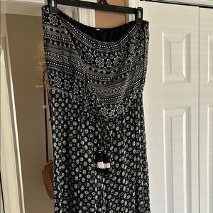 Strapless Black Patterned Romper/Jumpsuit